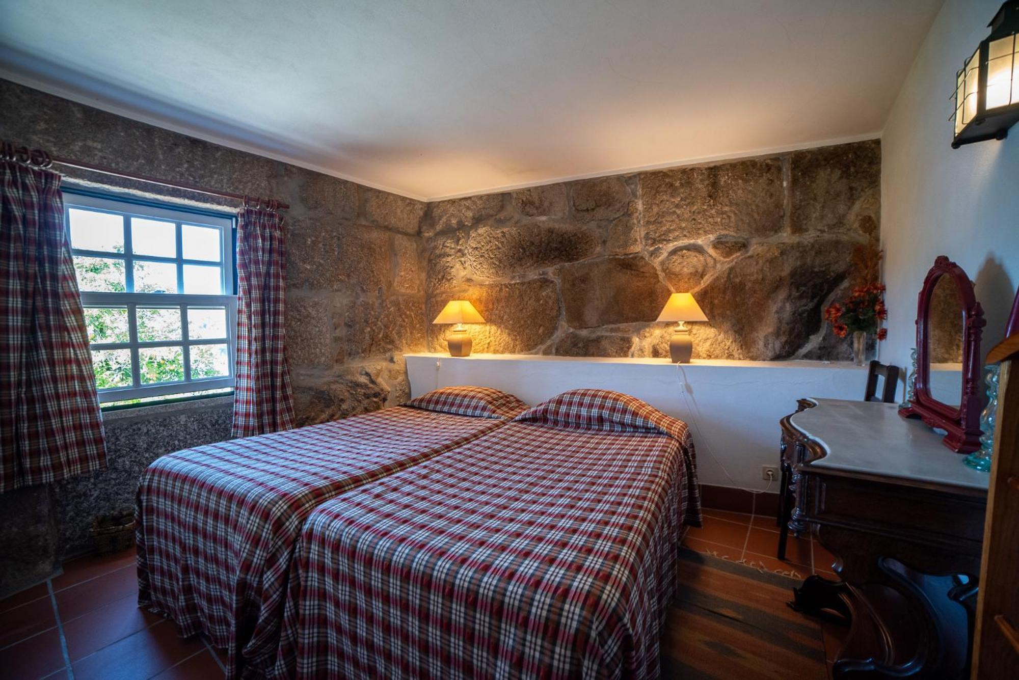 Casa Da Torre, Porto Manso Ribadouro