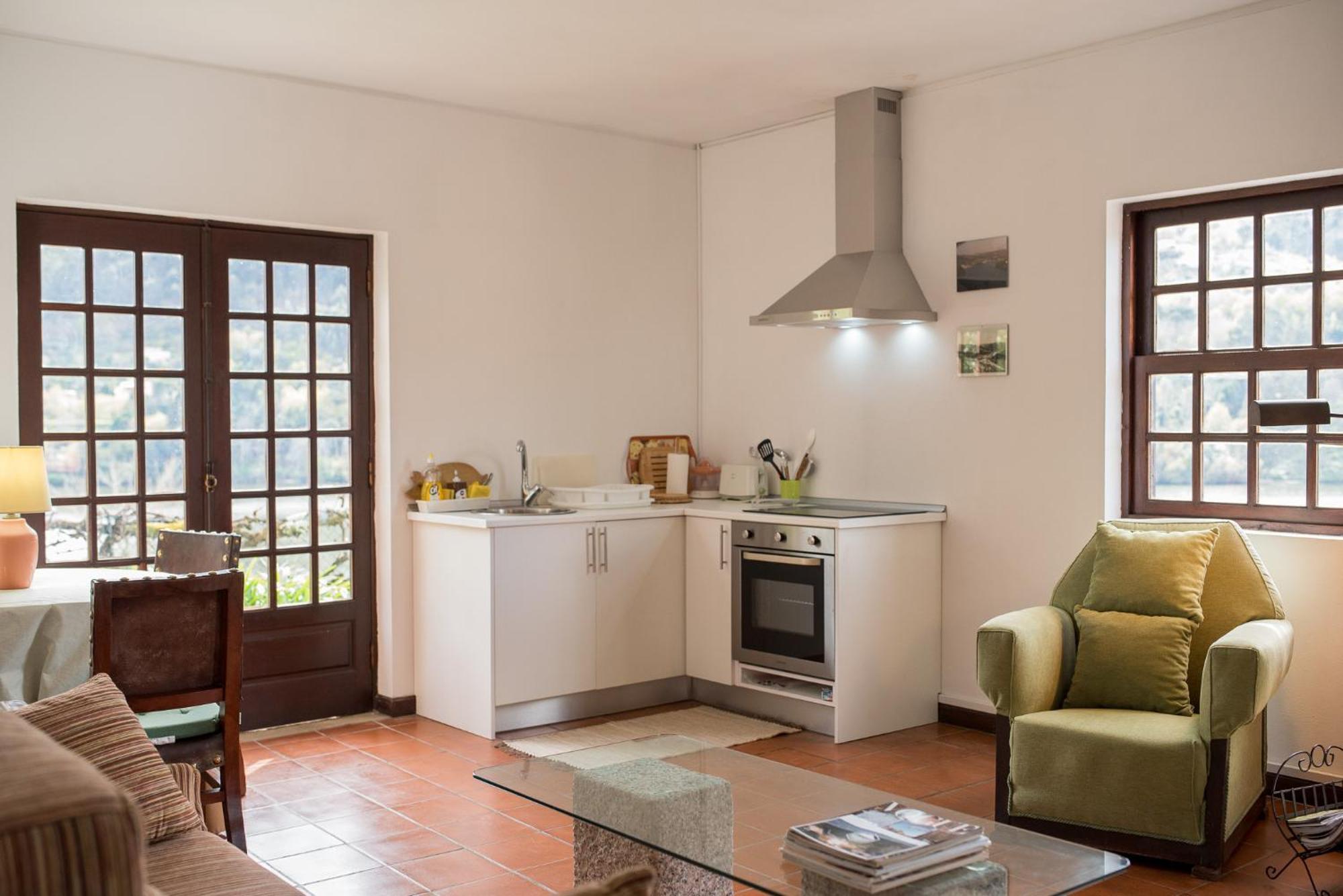 Casa Da Torre, Porto Manso Ribadouro